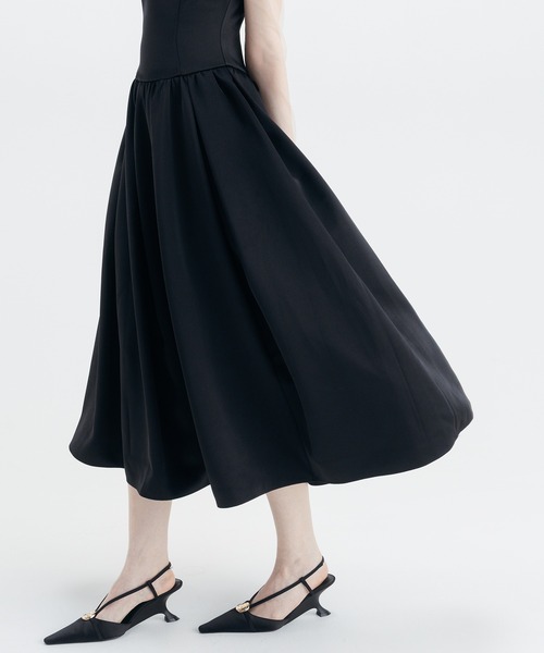 EIMY ISTOIRE(エイミーイストワール)の「SATIN FLARE DRESS(ドレス・レディース・ブラック・38/36)」の12枚目の写真