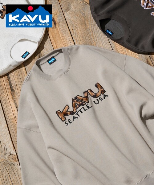 FREAK'S STORE（フリークスストア）の「KAVU/カブー 限定展開 KAVU × FREAK'S STORE / 別注 KV レオパードロゴ スウェット（スウェット・メンズ・ベージュ/アッシュグレー/スミクロ・LARGE/MEDIUM/SMALL）」の3枚目の写真