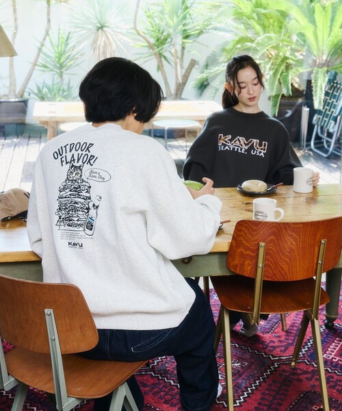 FREAK'S STORE（フリークスストア）の「KAVU/カブー 限定展開 KAVU × FREAK'S STORE / 別注 KV レオパードロゴ スウェット（スウェット・メンズ・ベージュ/アッシュグレー/スミクロ・LARGE/MEDIUM/SMALL）」の17枚目の写真