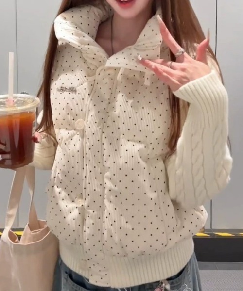 NANEA(ナネア)の「ニット袖ドット中綿ブルゾン(その他アウター・レディース・ホワイト・MEDIUM/LARGE)」の3枚目の写真