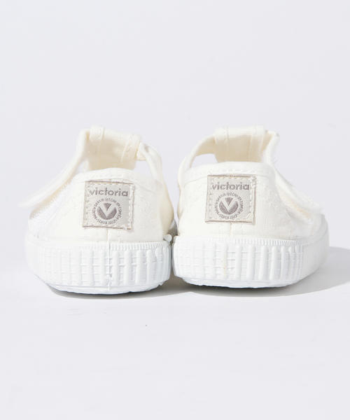 こども ビームス（コドモビームス）の「victoria / Sandalia (15～21.5cm)（スニーカー・キッズ・ホワイト/ブラック系その他/サックスブルー・24(15cm）/28(17.5)/30(18.5)/31(19cm)/32(20cm）/23(14.5)/22(13.5)/26(16cm）/27(17cm）/29(18cm)/33(20.5)/25(15.5)/34(21.5)）」の5枚目の写真