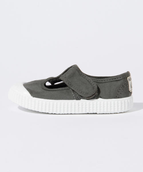 こども ビームス（コドモビームス）の「victoria / Sandalia (15～21.5cm)（スニーカー・キッズ・ホワイト/ブラック系その他/サックスブルー・24(15cm）/28(17.5)/30(18.5)/31(19cm)/32(20cm）/23(14.5)/22(13.5)/26(16cm）/27(17cm）/29(18cm)/33(20.5)/25(15.5)/34(21.5)）」の19枚目の写真