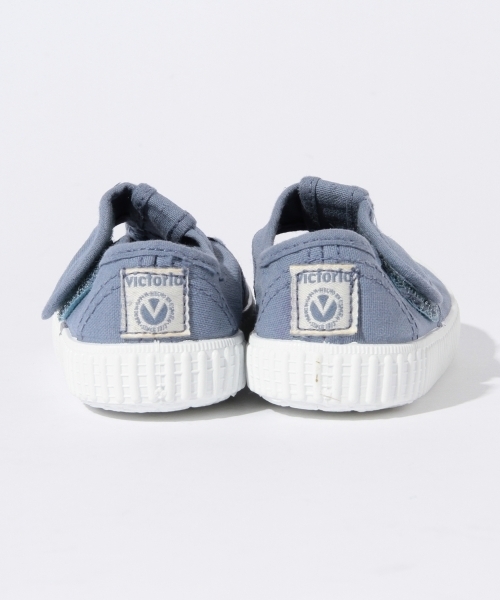 こども ビームス（コドモビームス）の「victoria / Sandalia (15～21.5cm)（スニーカー・キッズ・ホワイト/ブラック系その他/サックスブルー・24(15cm）/28(17.5)/30(18.5)/31(19cm)/32(20cm）/23(14.5)/22(13.5)/26(16cm）/27(17cm）/29(18cm)/33(20.5)/25(15.5)/34(21.5)）」の12枚目の写真