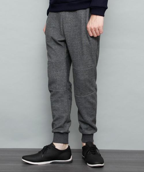 EMMA CLOTHES（エマクローズ）の「ピーチ加工テーパードストレッチジョガーパンツ（その他パンツ・メンズ・グレー/ブラック/チャコール・M/L）」の3枚目の写真