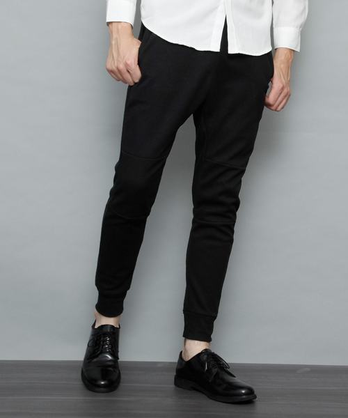 EMMA CLOTHES（エマクローズ）の「ピーチ加工テーパードストレッチジョガーパンツ（その他パンツ・メンズ・グレー/ブラック/チャコール・M/L）」の2枚目の写真