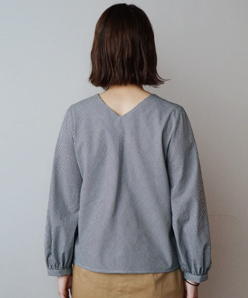 laboratory work(ラボラトリーワーク)の「4wayアレンジ ボリューム袖ブラウス(シャツ/ブラウス・レディース・ホワイト/ネイビー/ブラック/オフホワイト/ブルー系その他・MEDIUM)」の22枚目の写真