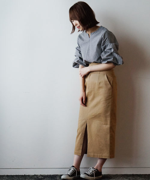 laboratory work(ラボラトリーワーク)の「4wayアレンジ ボリューム袖ブラウス(シャツ/ブラウス・レディース・ホワイト/ネイビー/ブラック/オフホワイト/ブルー系その他・MEDIUM)」の17枚目の写真