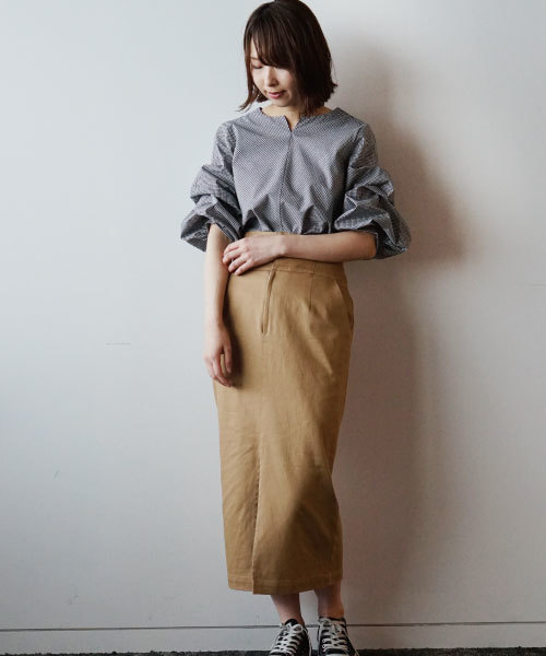 laboratory work(ラボラトリーワーク)の「4wayアレンジ ボリューム袖ブラウス(シャツ/ブラウス・レディース・ホワイト/ネイビー/ブラック/オフホワイト/ブルー系その他・MEDIUM)」の19枚目の写真