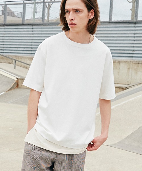 LIDNM（リドム）の「LIDNM/リドム/ヘビーウェイトシームレスTシャツ（Tシャツ/カットソー・メンズ・オフホワイト/ベージュ/オレンジ・SMALL/MEDIUM/LARGE）」の2枚目の写真