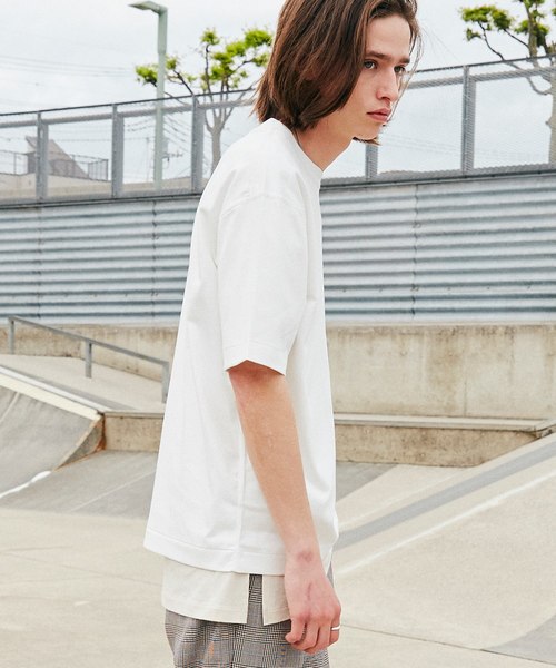 LIDNM（リドム）の「LIDNM/リドム/ヘビーウェイトシームレスTシャツ（Tシャツ/カットソー・メンズ・オフホワイト/ベージュ/オレンジ・SMALL/MEDIUM/LARGE）」の15枚目の写真