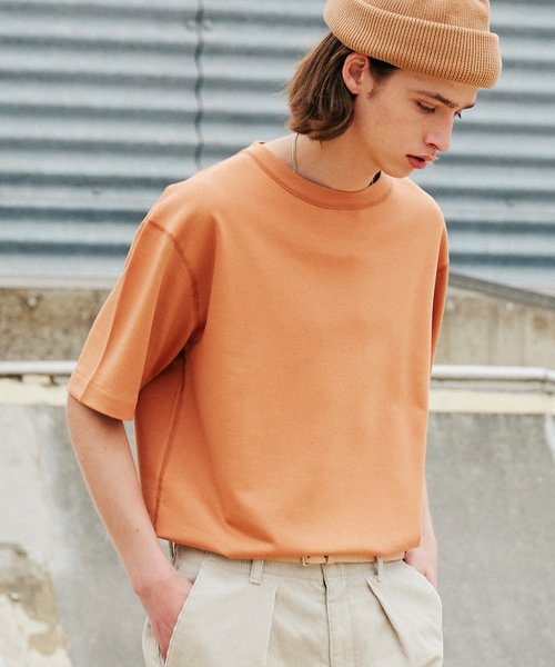 LIDNM（リドム）の「LIDNM/リドム/ヘビーウェイトシームレスTシャツ（Tシャツ/カットソー・メンズ・オフホワイト/ベージュ/オレンジ・SMALL/MEDIUM/LARGE）」の5枚目の写真