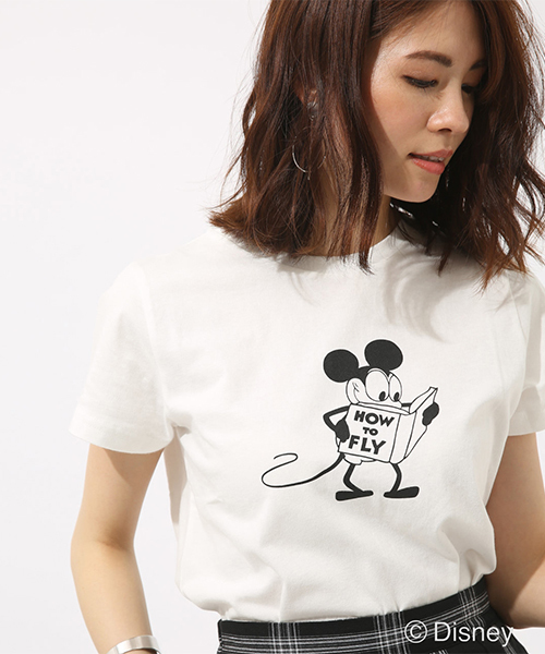 AZUL by moussy(アズールバイマウジー)の「モノクロ OLD MICKEY TEE(Tシャツ/カットソー・レディース・イエロー/グレー/ホワイト・SMALL/MEDIUM)」の2枚目の写真