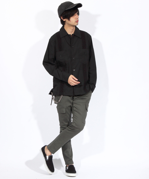 ８(eight)（エイト）の「刺繍 キューバシャツ ロングシャツ（シャツ/ブラウス・メンズ・ブラック/ベージュ/グリーン/ワイン・MEDIUM/LARGE）」の5枚目の写真