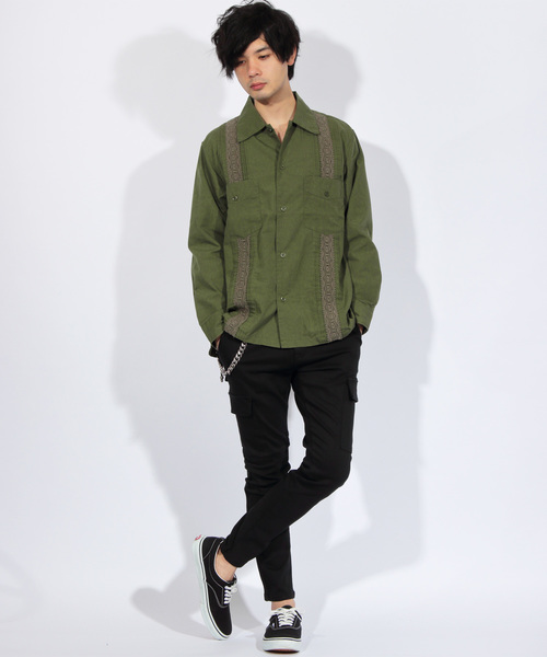 ８(eight)（エイト）の「刺繍 キューバシャツ ロングシャツ（シャツ/ブラウス・メンズ・ブラック/ベージュ/グリーン/ワイン・MEDIUM/LARGE）」の9枚目の写真