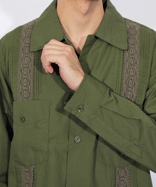 ８(eight)（エイト）の「刺繍 キューバシャツ ロングシャツ（シャツ/ブラウス・メンズ・ブラック/ベージュ/グリーン/ワイン・MEDIUM/LARGE）」の19枚目の写真