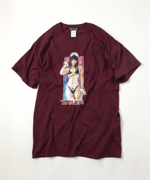ZATUON(ザツオン)の「【ZATUON×川崎あや】Maid SS Tee(Tシャツ/カットソー・メンズ・ホワイト/ブラック/ダークグリーン/ワインレッド・SMALL/MEDIUM/LARGE/X-LARGE)」の4枚目の写真