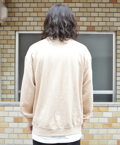 Champion（チャンピオン）の「【Champion】チャンピオン ピグメント加工 ライト裏起毛 オーバーサイズ クルーネックスウェット（スウェット・レディース・ベージュ/グリーン・M/L/XL）」の17枚目の写真