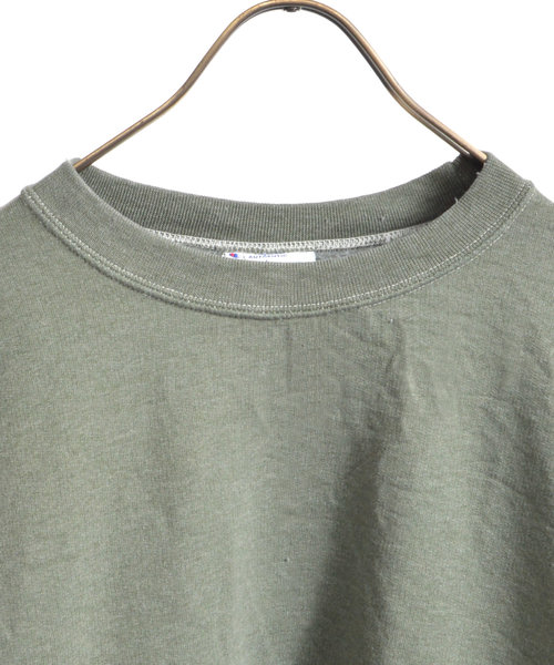 Champion（チャンピオン）の「【Champion】チャンピオン ピグメント加工 ライト裏起毛 オーバーサイズ クルーネックスウェット（スウェット・レディース・ベージュ/グリーン・M/L/XL）」の13枚目の写真