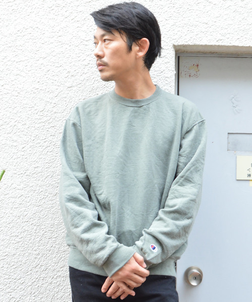 Champion（チャンピオン）の「【Champion】チャンピオン ピグメント加工 ライト裏起毛 オーバーサイズ クルーネックスウェット（スウェット・レディース・ベージュ/グリーン・M/L/XL）」の10枚目の写真