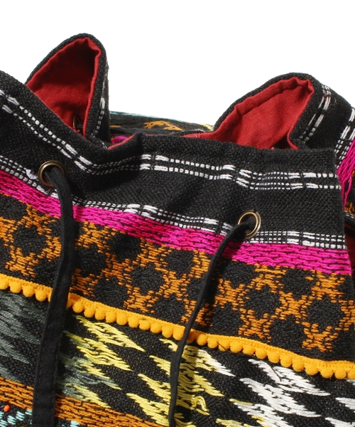 mystic（ミスティック）の「D.R.INTERNATIONAL（ショルダーバッグ・レディース・ブラック・ﾌﾘ-）」の4枚目の写真