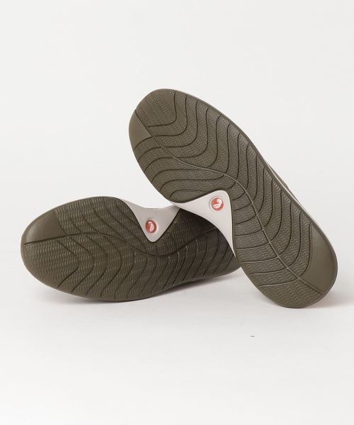 Unstructured(アンストラクチャー)の「Un Pilot Step / アンパイロットステップ (ダークオリーブヌバック)(スリッポン・メンズ・グリーン・6/8/9/8.5/9.5/6.5/7/7.5)」の3枚目の写真