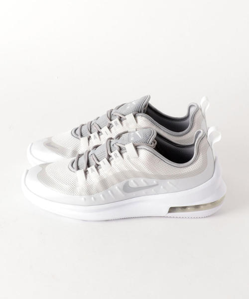NIKE(ナイキ)の「OC NIKE WエアマックスAXIS(スニーカー・レディース・シルバー・25cm/23.5cm/22.5cm/24.5cm/24cm/23cm)」の3枚目の写真