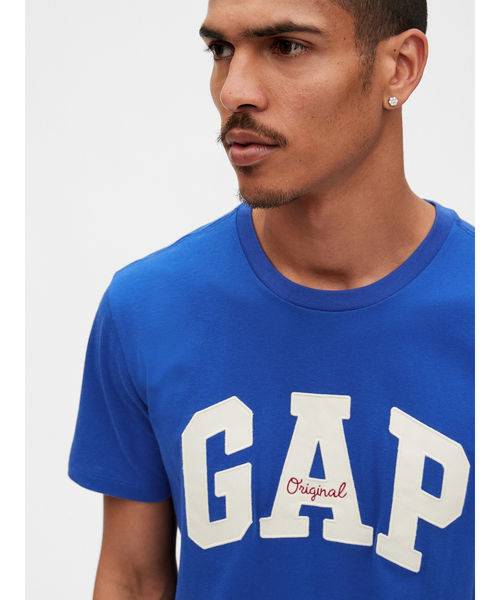 GAP（ギャップ）の「ロゴクルーネックTシャツ（Tシャツ