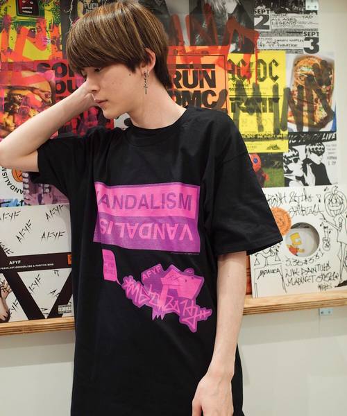 AFYF（エーエフワイエフ）の「AFYF GILDAN BODY  SOUVENIR T F/オーバーサイズ ギルダン スーベニアTシャツ（Tシャツ/カットソー・メンズ・その他2/その他7/その他8/その他9/その他10/その他11/その他14/その他15/その他16/その他/その他1/その他12/その他13/その他18/その他6/その他17/その他5/その他4・FREE）」の3枚目の写真