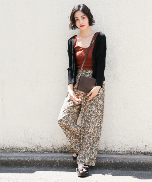 LOWRYS FARM(ローリーズファーム)の「スクエアショルダーBAG 844090(ショルダーバッグ・レディース・ブラック/ブラウン/グリーン・FREE)」の6枚目の写真