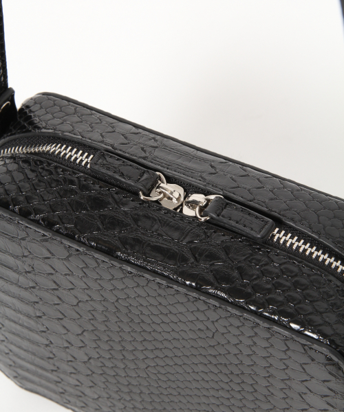 LOWRYS FARM(ローリーズファーム)の「スクエアショルダーBAG 844090(ショルダーバッグ・レディース・ブラック/ブラウン/グリーン・FREE)」の12枚目の写真