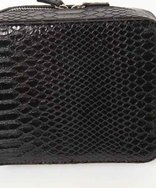 LOWRYS FARM(ローリーズファーム)の「スクエアショルダーBAG 844090(ショルダーバッグ・レディース・ブラック/ブラウン/グリーン・FREE)」の15枚目の写真