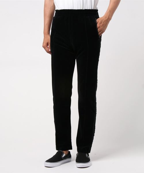 HYSTERIC GLAMOUR（ヒステリックグラマー）の「NIGHT GROOVE 刺繍トラックパンツ（その他パンツ・メンズ・ブラック・MEDIUM/SMALL）」の4枚目の写真