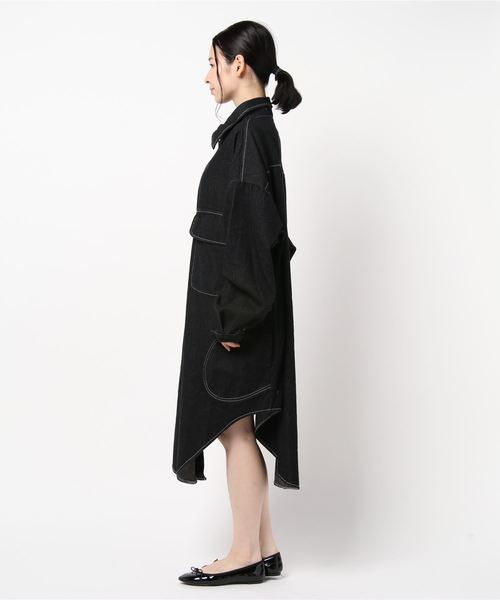 KOBE LETTUCE（コウベレタス）の「ビッグシルエットデニムロングシャツ（シャツ/ブラウス・レディース・ブラック/ダークブルー・FREE）」の4枚目の写真