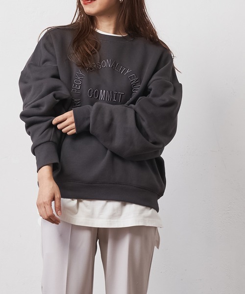 natural couture（ナチュラルクチュール）の「立体ワントーン刺繍裏起毛プルオーバー（スウェット・レディース・ベージュ/オフホワイト/グリーン系その他/スミクロ・FREE）」の10枚目の写真