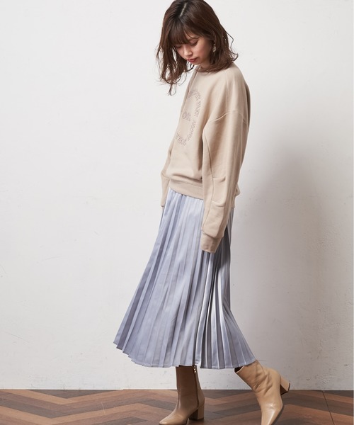 natural couture（ナチュラルクチュール）の「立体ワントーン刺繍裏起毛プルオーバー（スウェット・レディース・ベージュ/オフホワイト/グリーン系その他/スミクロ・FREE）」の12枚目の写真