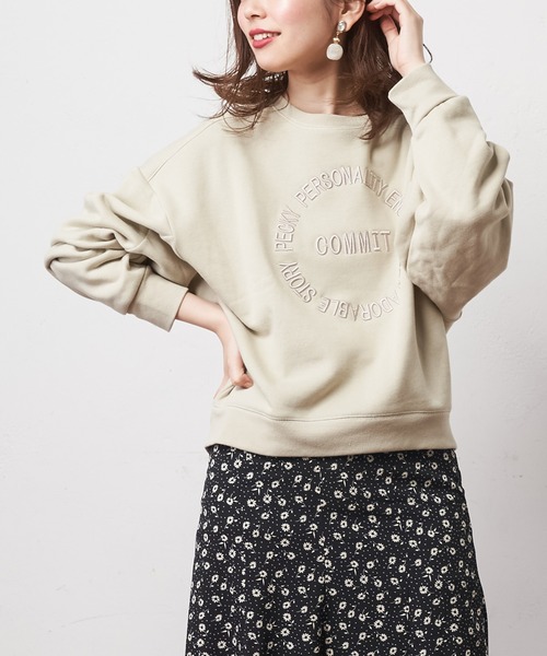 natural couture（ナチュラルクチュール）の「立体ワントーン刺繍裏起毛プルオーバー（スウェット・レディース・ベージュ/オフホワイト/グリーン系その他/スミクロ・FREE）」の18枚目の写真