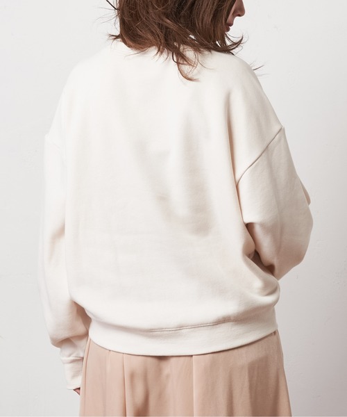 natural couture（ナチュラルクチュール）の「立体ワントーン刺繍裏起毛プルオーバー（スウェット・レディース・ベージュ/オフホワイト/グリーン系その他/スミクロ・FREE）」の22枚目の写真