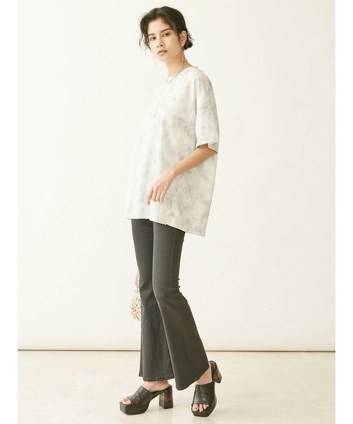 EVRIS（エヴリス）の「BASICフレアーDENIM PT（デニムパンツ・レディース・ブラック/インディゴブルー・SMALL/MEDIUM）」の10枚目の写真