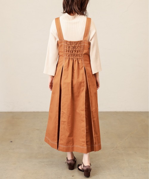 natural couture（ナチュラルクチュール）の「【WEB限定カラー有り】配色ステッチジャンスカ（ジャンパースカート・レディース・ブラウン/ブルー系その他/ベージュ・FREE）」の7枚目の写真