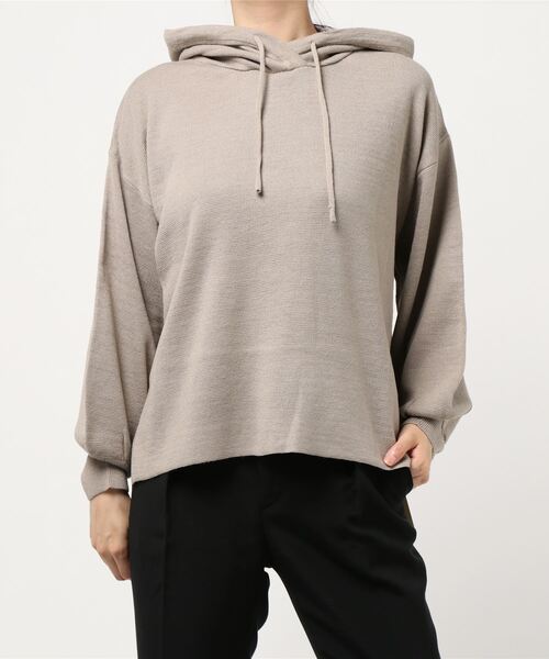 KOBE LETTUCE(コウベレタス)の「サイドスリットフーディニットトップス(ニット/セーター・レディース・アイボリー/チャコール/オレンジ/オリーブ/グレイッシュベージュ/パープル/ブラック・FREE)」の21枚目の写真