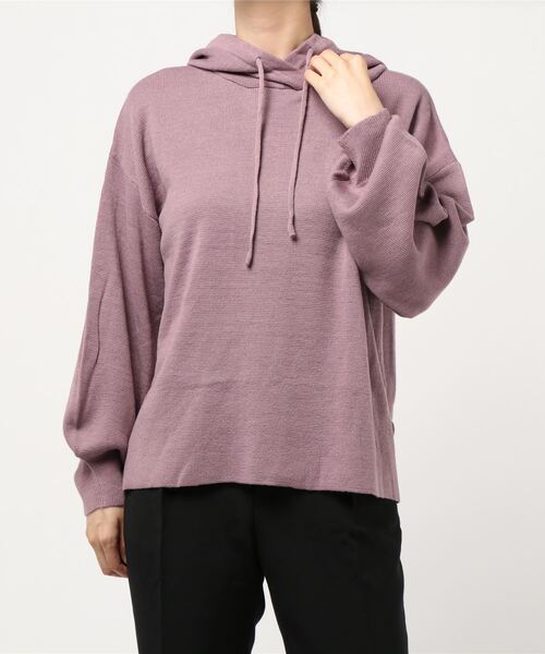 KOBE LETTUCE(コウベレタス)の「サイドスリットフーディニットトップス(ニット/セーター・レディース・アイボリー/チャコール/オレンジ/オリーブ/グレイッシュベージュ/パープル/ブラック・FREE)」の19枚目の写真