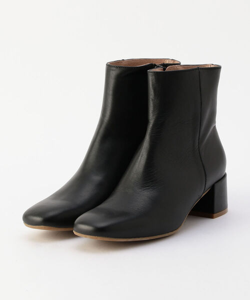 NOLLEY’S（ノーリーズ）の「【REMME/ レメ】スクエアトゥショートブーツ（ブーツ・レディース・オフホワイト/ブラック/ブラウン/ベージュ・37/38/36）」の3枚目の写真