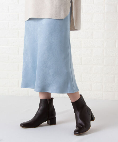 NOLLEY’S（ノーリーズ）の「【REMME/ レメ】スクエアトゥショートブーツ（ブーツ・レディース・オフホワイト/ブラック/ブラウン/ベージュ・37/38/36）」の12枚目の写真