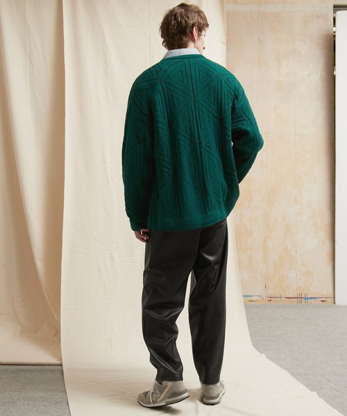 EMMA CLOTHES（エマクローズ）の「シンセティックレザー ワンタックセミワイドテーパードパンツ EMMA CLOTHES（その他パンツ・メンズ・ブラック/グレイッシュベージュ・S/M/L）」の19枚目の写真