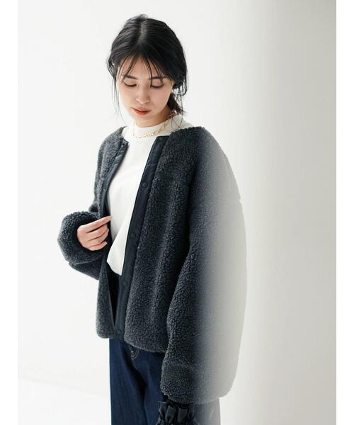 CRAFT STANDARD BOUTIQUE(クラフトスタンダードブティック)の「ボアジャケット〇*(ブルゾン・レディース・グレー/オフホワイト・M/L)」の4枚目の写真
