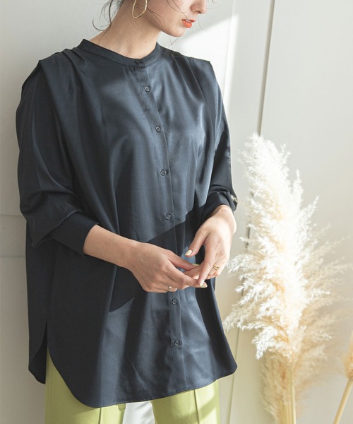 rectangle（レクタングル）の「2wayショルダータックシャツ（シャツ/ブラウス・レディース・ブラック/ベージュ/オフホワイト・FREE）」の3枚目の写真