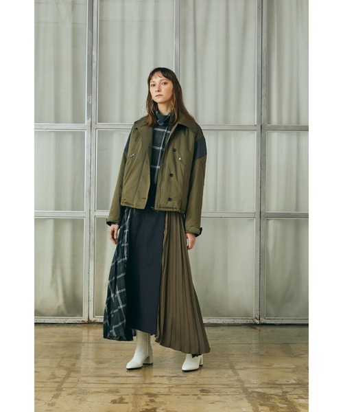 EZUMi(エズミ)の「JACKET(ブルゾン・レディース・ベージュ/カーキ・SMALL/MEDIUM)」の2枚目の写真