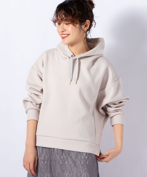 NOLLEY’S（ノーリーズ）の「【WEB限定】ドルマンパーカー（パーカー・レディース・グレイッシュベージュ/ブラウン/ラベンダー/サックスブルー・38）」の2枚目の写真