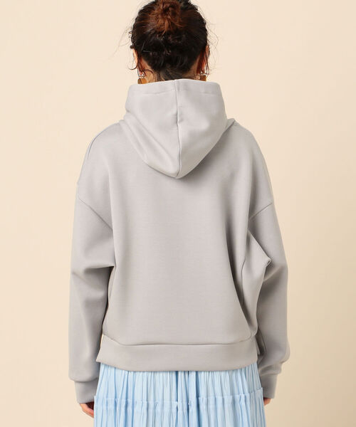 NOLLEY’S（ノーリーズ）の「【WEB限定】ドルマンパーカー（パーカー・レディース・グレイッシュベージュ/ブラウン/ラベンダー/サックスブルー・38）」の7枚目の写真