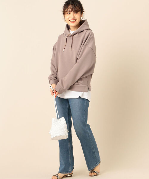 NOLLEY’S（ノーリーズ）の「【WEB限定】ドルマンパーカー（パーカー・レディース・グレイッシュベージュ/ブラウン/ラベンダー/サックスブルー・38）」の16枚目の写真